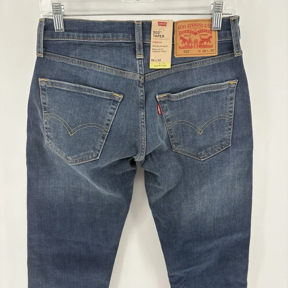 Levi's 502 Taper Men's Jeans 28x32 Flex Stretch Medium Wash Denim NWT